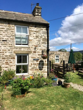Holmlea Cottage